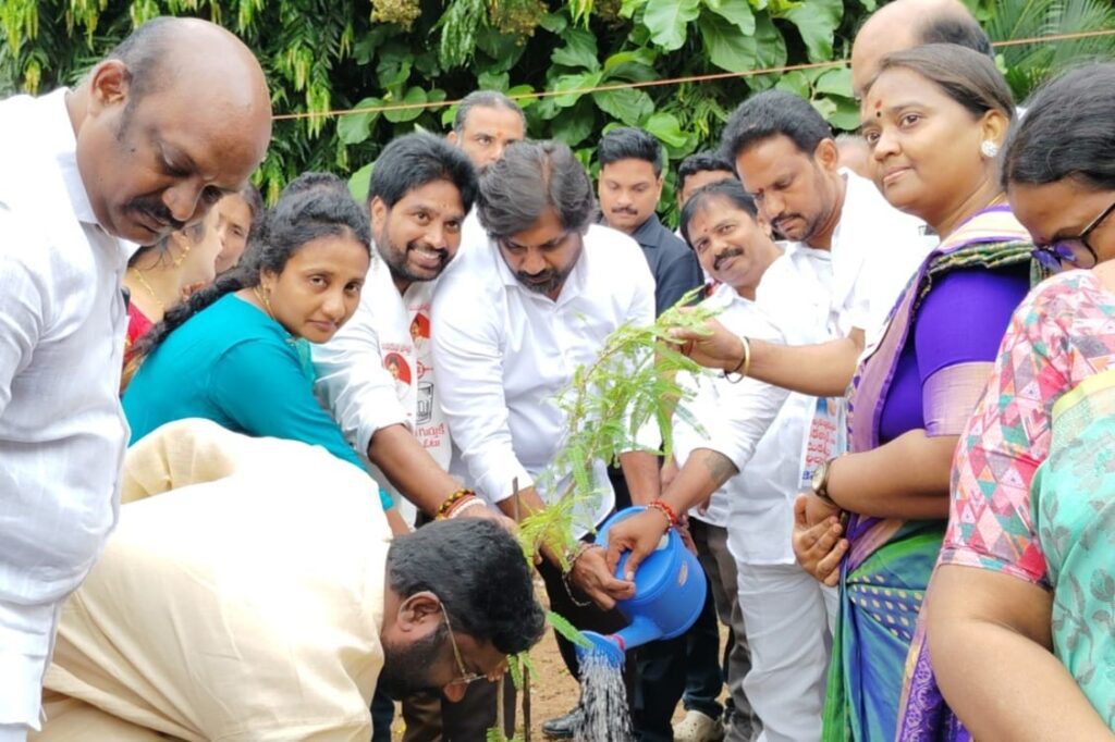 Pawan Kalyan’s Birthday Celebrations in Rajamahendravaram