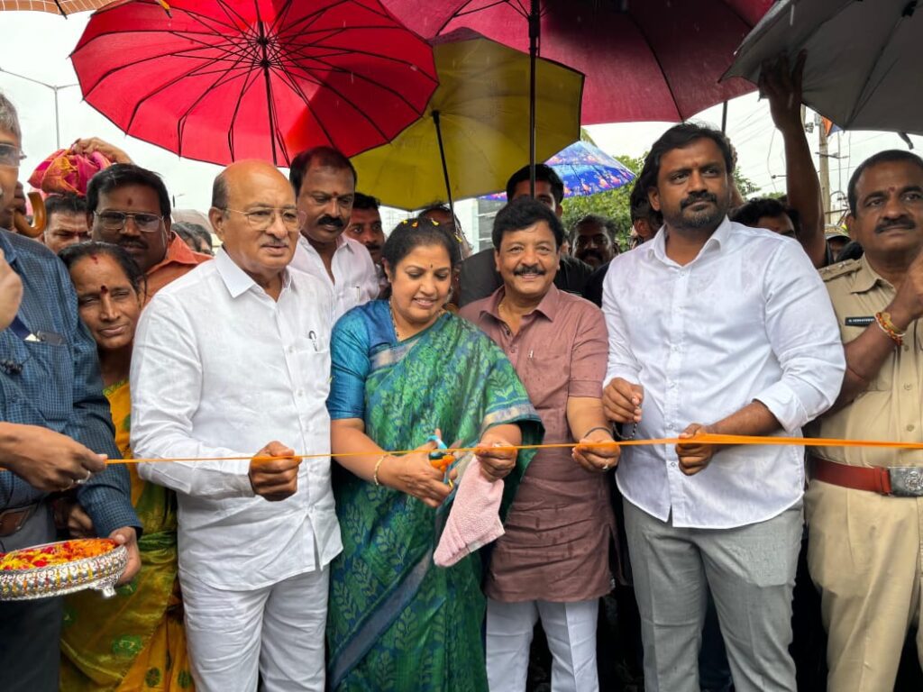 Rajamahendravaram flyover, Morampudi flyover inauguration, National Highway traffic, Kandula Durgesh, Daggubati Purandeswari, Andhra Pradesh infrastructure development, road expansion projects, traffic congestion solutions, Rajahmundry news, Gorantla Buchaiah Chowdary, Adireddy Srinivas, Nitin Gadkari, Andhra Pradesh flyovers, highway development projects, Rajahmundry infrastructure