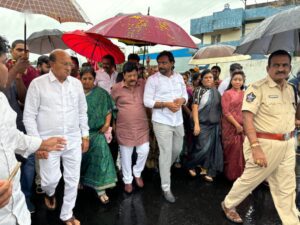 Rajamahendravaram flyover, Morampudi flyover inauguration, National Highway traffic, Kandula Durgesh, Daggubati Purandeswari, Andhra Pradesh infrastructure development, road expansion projects, traffic congestion solutions, Rajahmundry news, Gorantla Buchaiah Chowdary, Adireddy Srinivas, Nitin Gadkari, Andhra Pradesh flyovers, highway development projects, Rajahmundry infrastructure